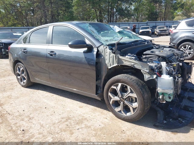Salvage Kia Forte Image
