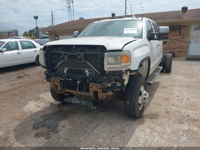 General Motors Sierra 3500HD Denali