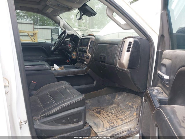 General Motors Sierra 3500HD Denali