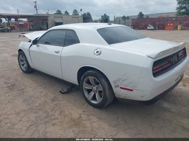 Dodge Challenger Sxt