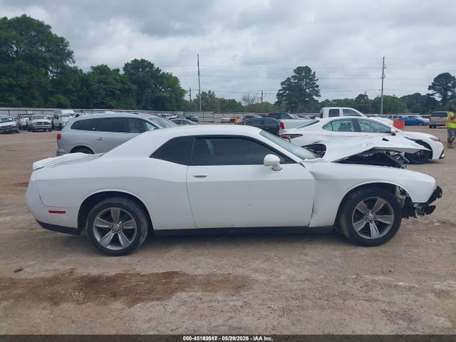 Dodge Challenger Sxt