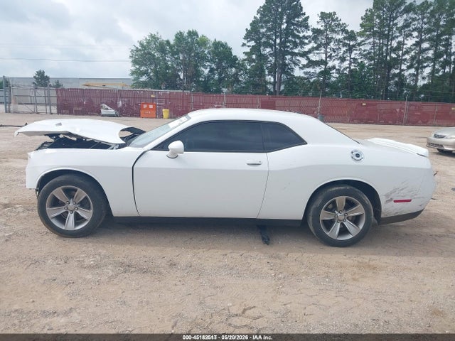 Dodge Challenger Sxt