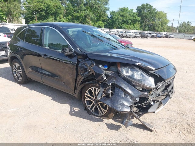 Salvage Ford Escape Image