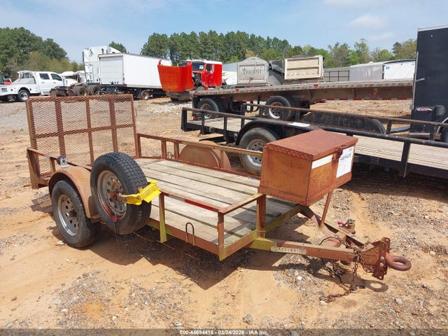 Salvage Trailer Holt Mfg Image