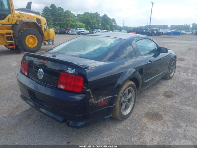 Ford Mustang V6 Premium