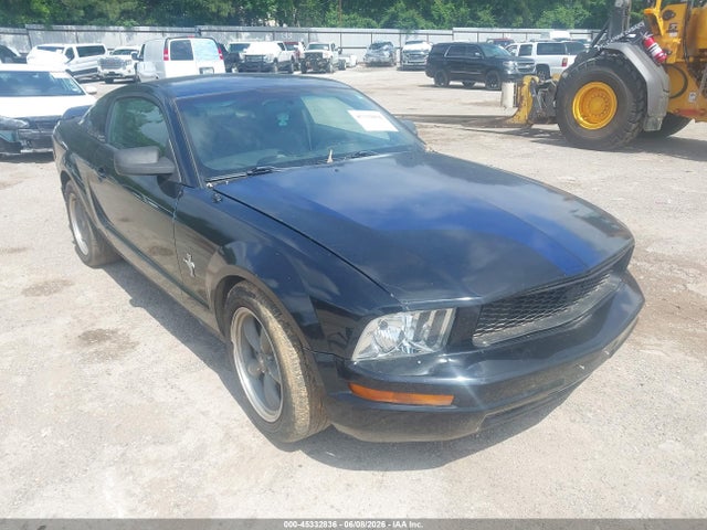 Salvage Ford Mustang Image