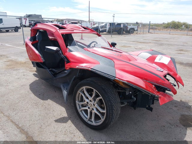 Salvage Polaris Slingshot Image