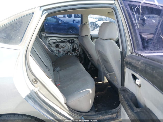 Hyundai ELANTRA Blue
