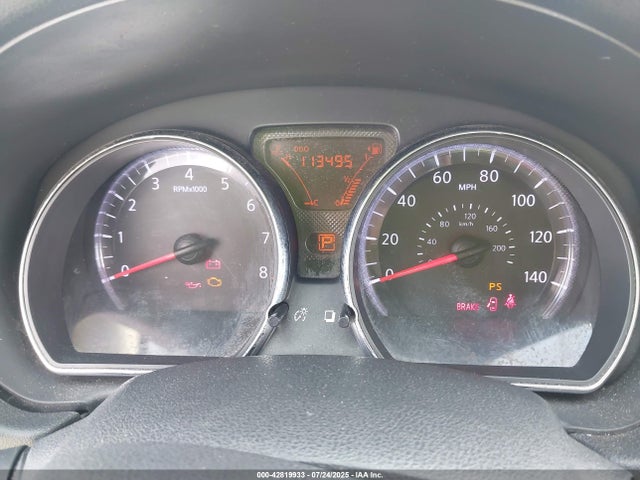 Nissan Versa 1.6 Sv