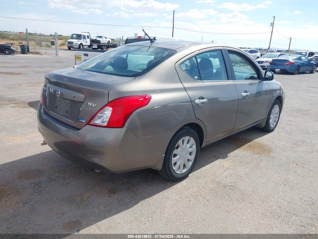 Nissan Versa 1.6 Sv