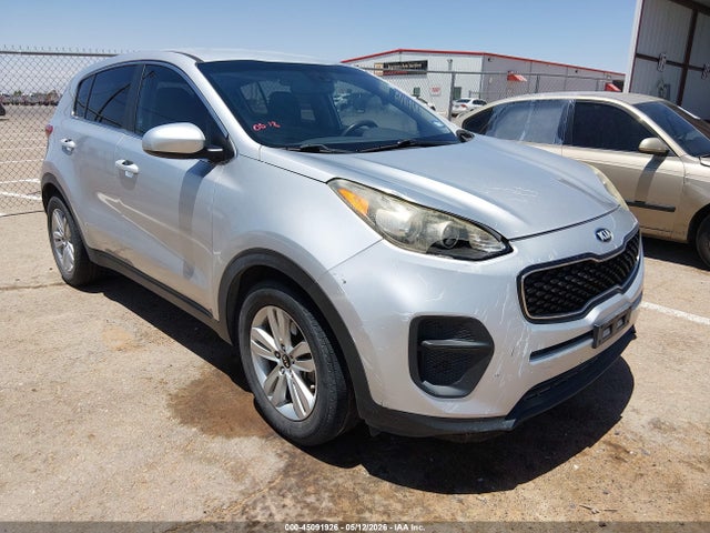 Salvage Kia Sportage Image