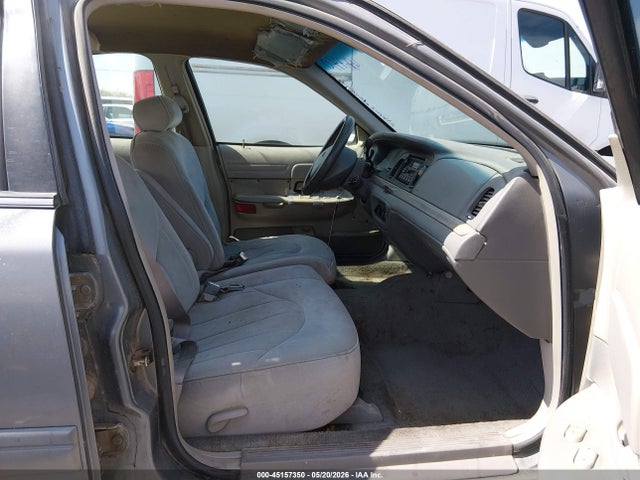 Ford Crown Victoria
