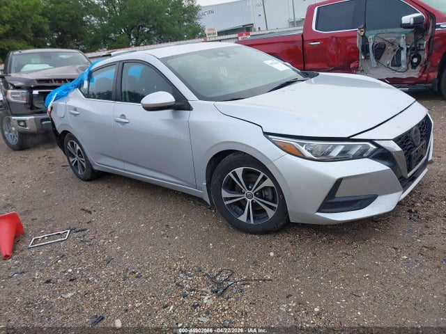 Salvage Nissan Sentra Image