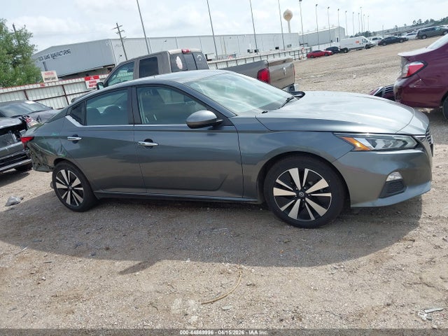 Nissan Altima Sv Fwd