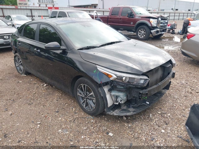 Salvage Kia Forte Image