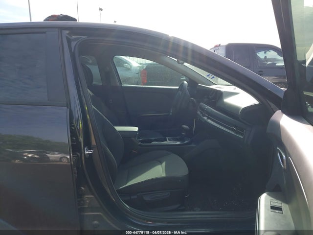 Kia K4 Lx