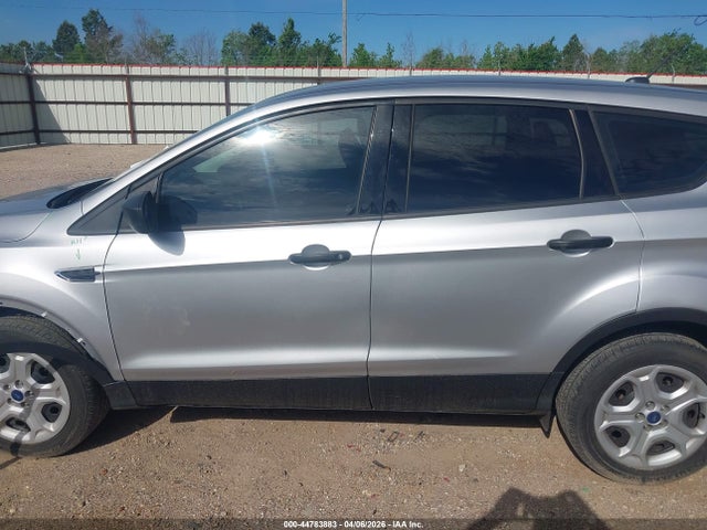 Ford Escape S