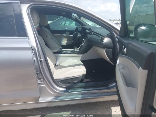 Genesis G70 2.0t Rwd