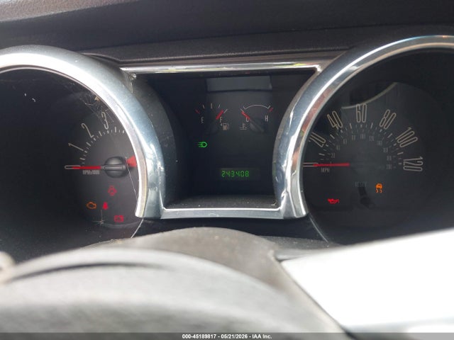 Ford Mustang V6 Deluxe