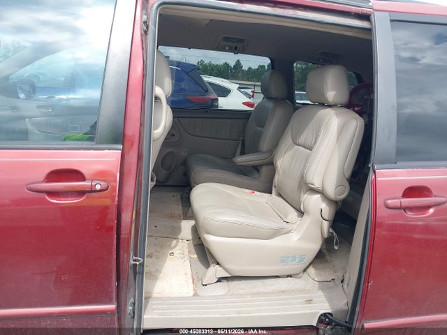 Toyota Sienna Xle