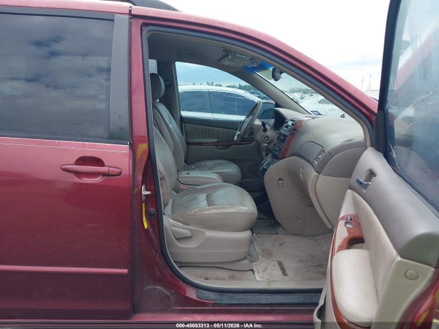 Toyota Sienna Xle