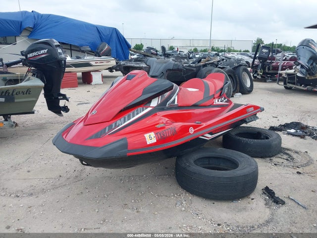 Yamaha Waverunner