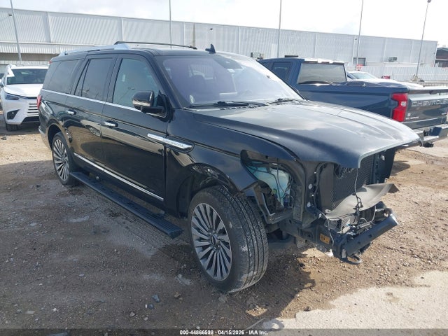 Salvage Lincoln Navigator Image