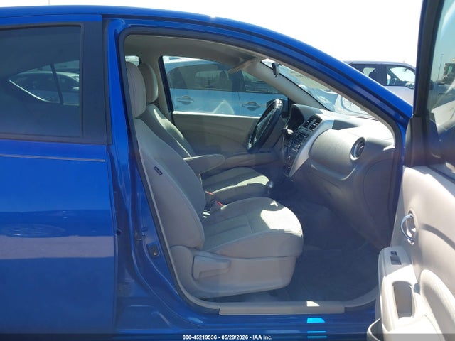 Nissan Versa 1.6 Sv