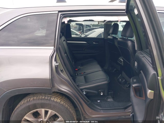 Toyota Highlander Xle V6