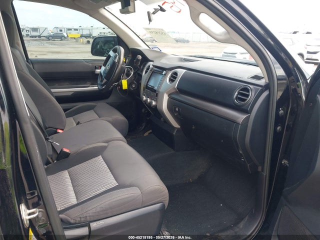 Toyota Tundra Sr5 5.7l V8