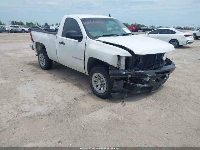 Salvage Chevrolet Silverado 1500 Image
