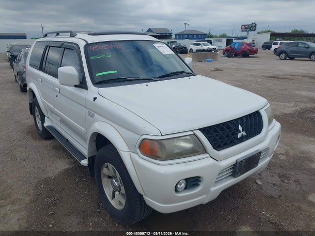 Salvage Mitsubishi Montero Sport Image