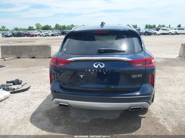 INFINITI Qx Luxe