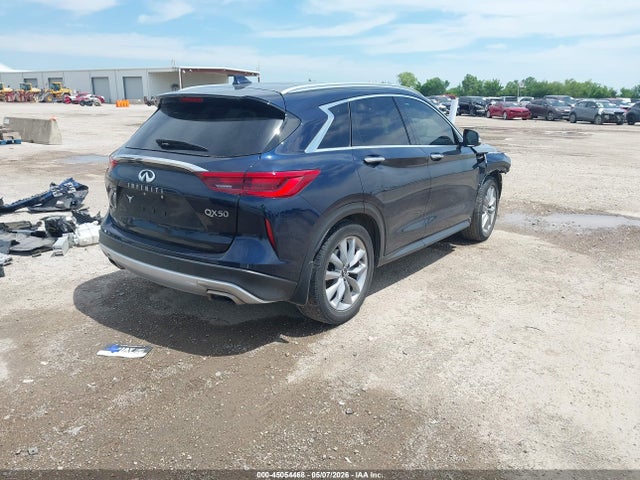 INFINITI Qx Luxe