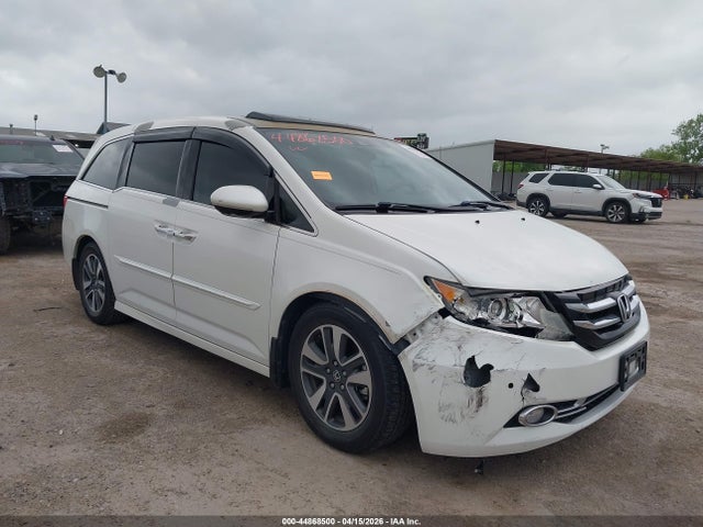 Salvage Honda Odyssey Image