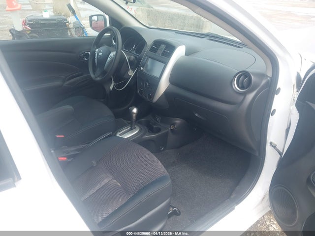 Nissan Versa 1.6 Sv