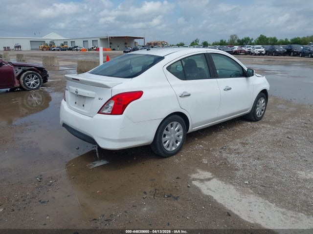 Nissan Versa 1.6 Sv