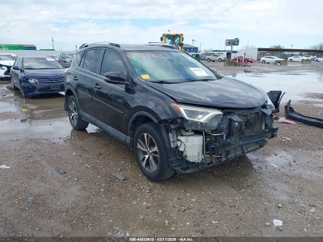 Salvage Toyota RAV4 Image