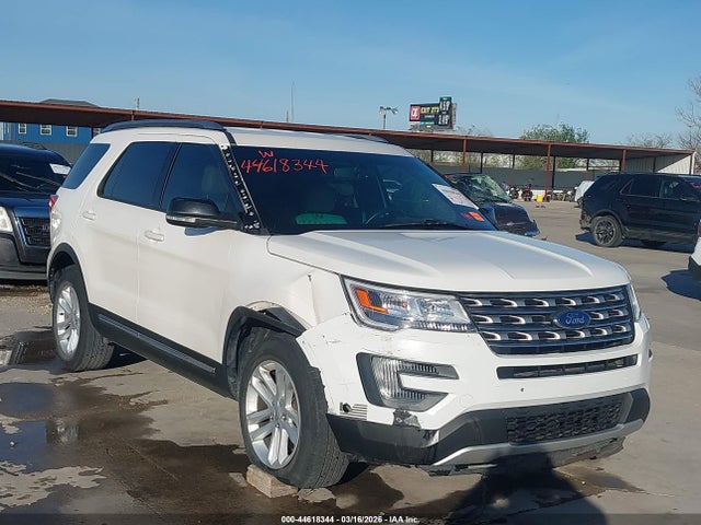 Salvage Ford Explorer Image