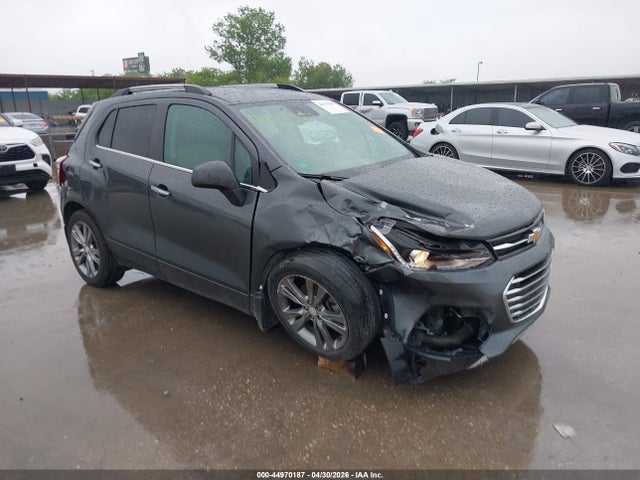 Salvage Chevrolet Trax Image