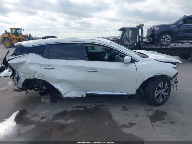 Nissan Murano S Fwd