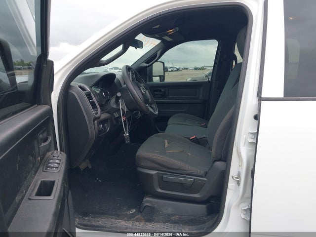Ram 3500 Tradesman  4x4 8' Box