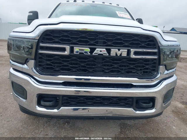 Ram 3500 Tradesman  4x4 8' Box