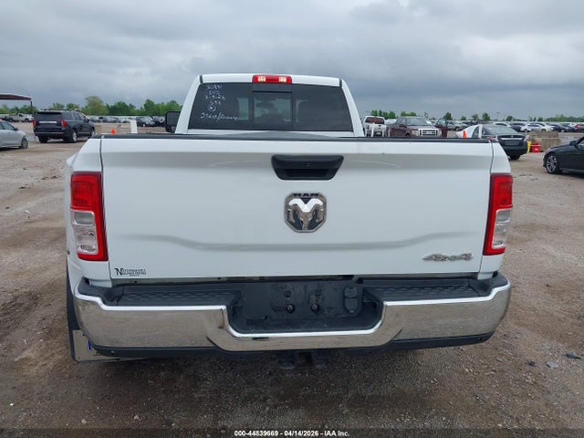 Ram 3500 Tradesman  4x4 8' Box