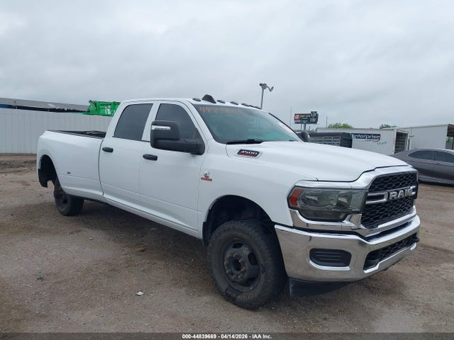Salvage Ram 3500 Image