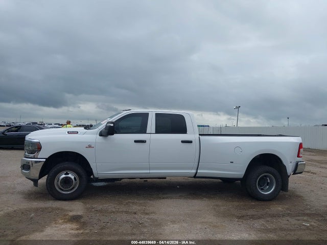 Ram 3500 Tradesman  4x4 8' Box
