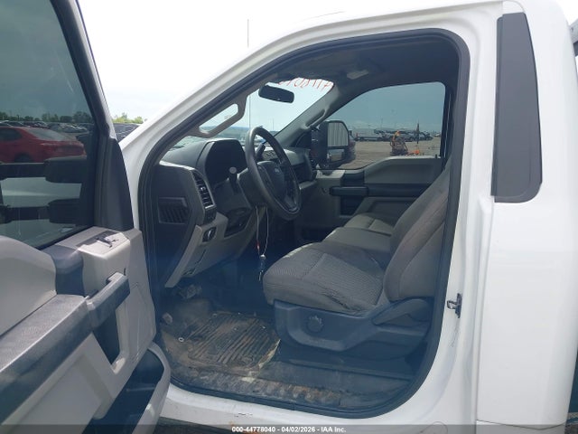 Ford F-350 Xl