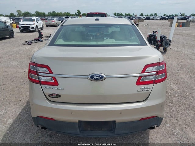 Ford Taurus Sel