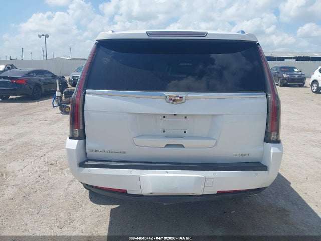 Cadillac Escalade Luxury Collection
