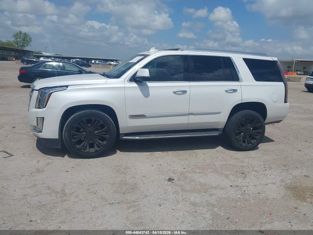 Cadillac Escalade Luxury Collection